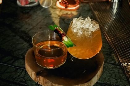 Nophaburi Bar / Thai Cocktail