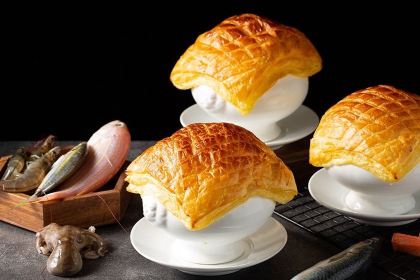 天空之城·全景旋转餐厅