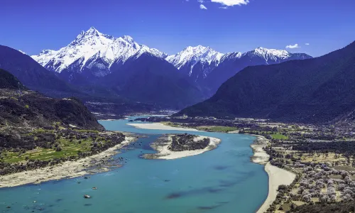 Yarlong Tsangpo River