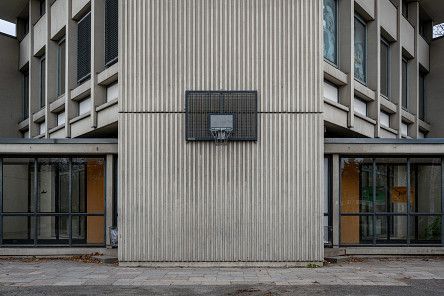 《一個社會問題：新克爾恩的瓦爾特·格羅皮烏斯學校》建築作品展 | 包豪斯檔案館