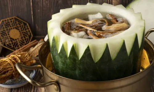 Bai Yu Ding Winter Melon Soup & Qingyuan Chicken