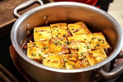 大燚果木烧鹅·明炉头牌清远鸡(山湖城店)