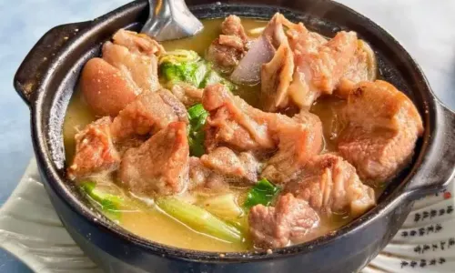 Naxi special casserole