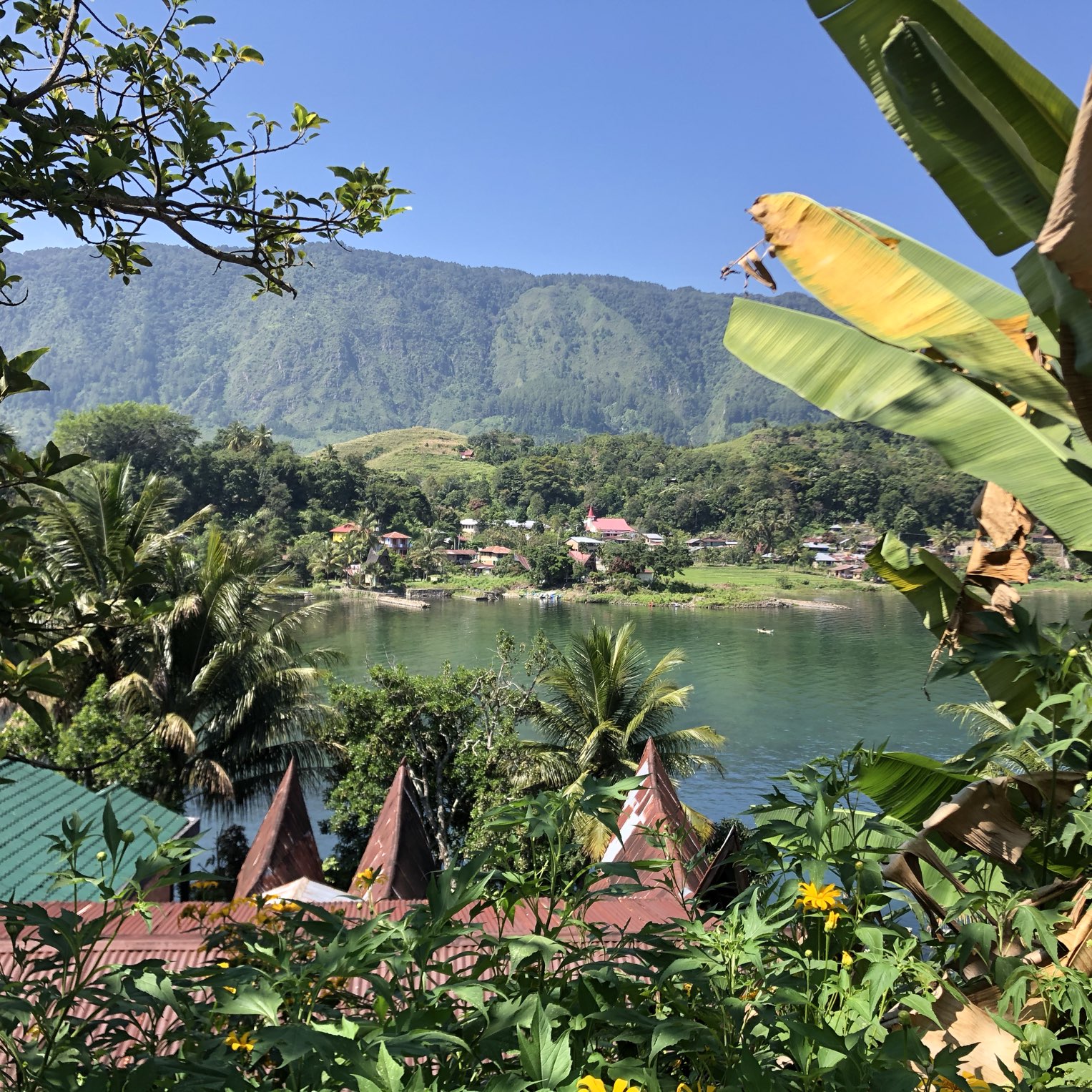 インドネシアのスマトラ島にある トバ湖に行ってみました