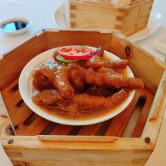 Yan Ting User Photo