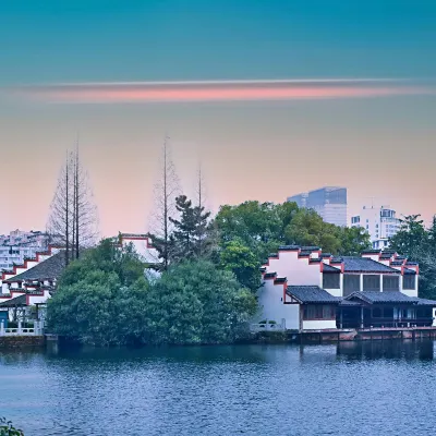 Hotels near Enforcement Wharf， Jiangxi Water Supervision and Inspection Corps