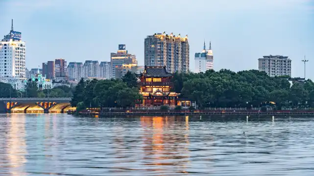 鄰近金華市黃賓虹藝術館的酒店