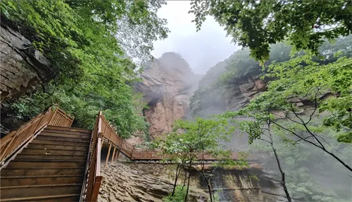 3_Pearl Waterfall of Qingliang Valley