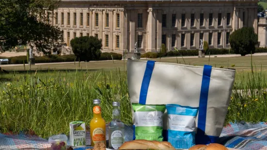 Chatsworth Picnics