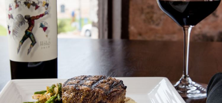 Eighteen Ninety Grille and Lounge