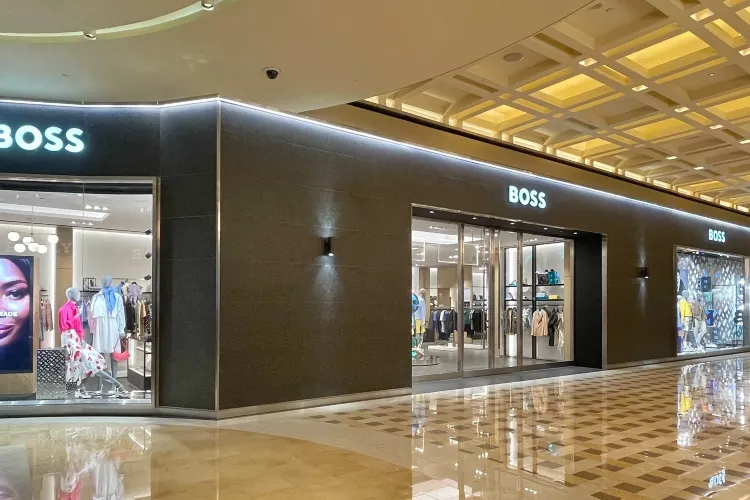 Shopping itineraries in BOSS The Shoppes at Marina Bay Sands in February updated in 2025 Trip