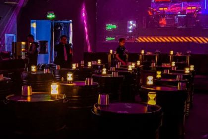 霓虹跳舞俱乐部