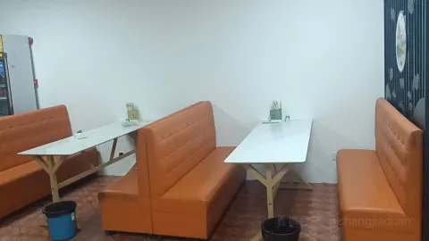 润湖餐厅 in Али