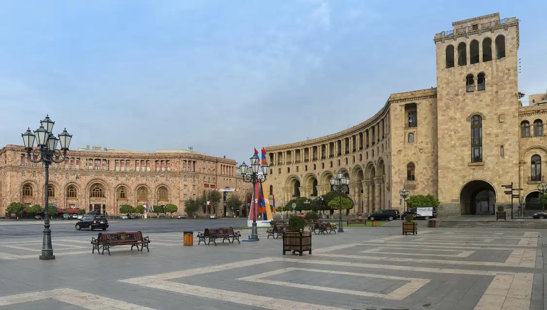 Hotels near Republic Square