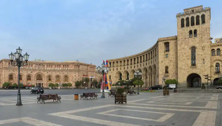 Hotels near Republic Square