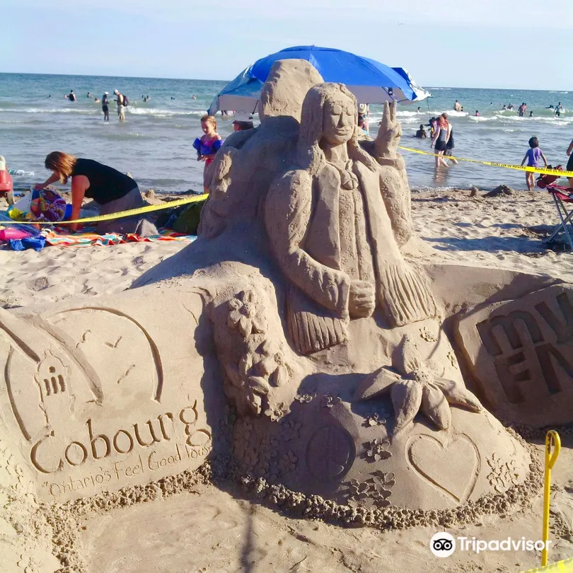 3_Cobourg Beach