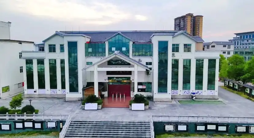 Hotel in zona Maonan Ethnic Museum