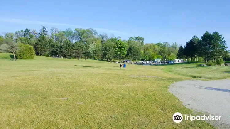 Hotels near Erindale Park