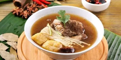 萬利肉骨茶餐室