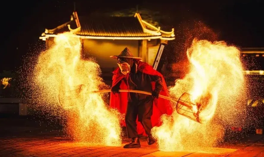威寧篝火非遺火壺花燈節 | 威寧