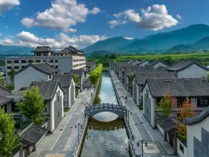Huanren Jiangnan Water Town