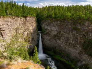 Spahats Creek Falls