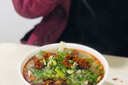 阿叶羊杂碎(前进街店)