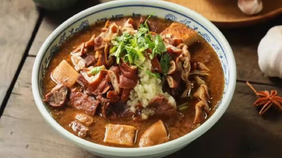 MENKUANGHUTONGBAINIANLUZHU