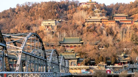 White Pagoda Mountain Park attraction in Lanzhou