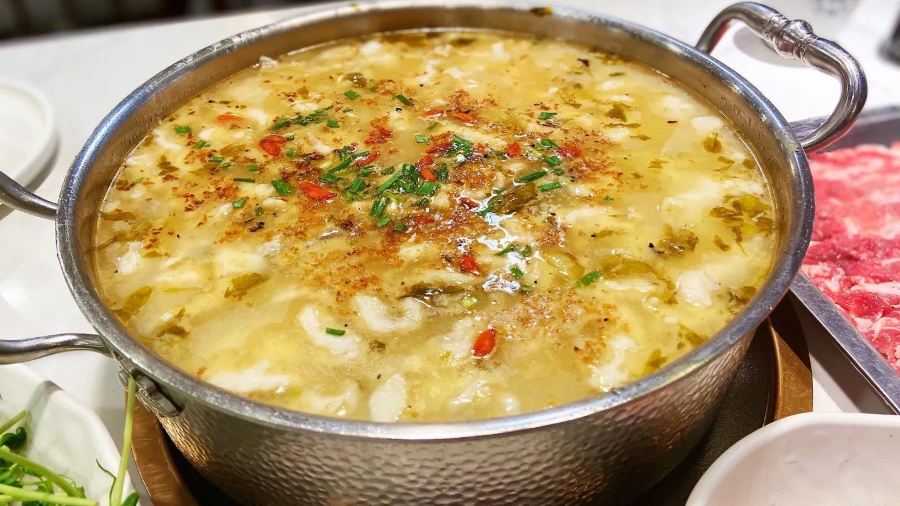 德林酸菜鱼火锅(南丹店)