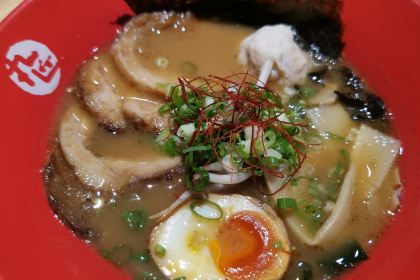 丸匠食堂(黄河北路店)