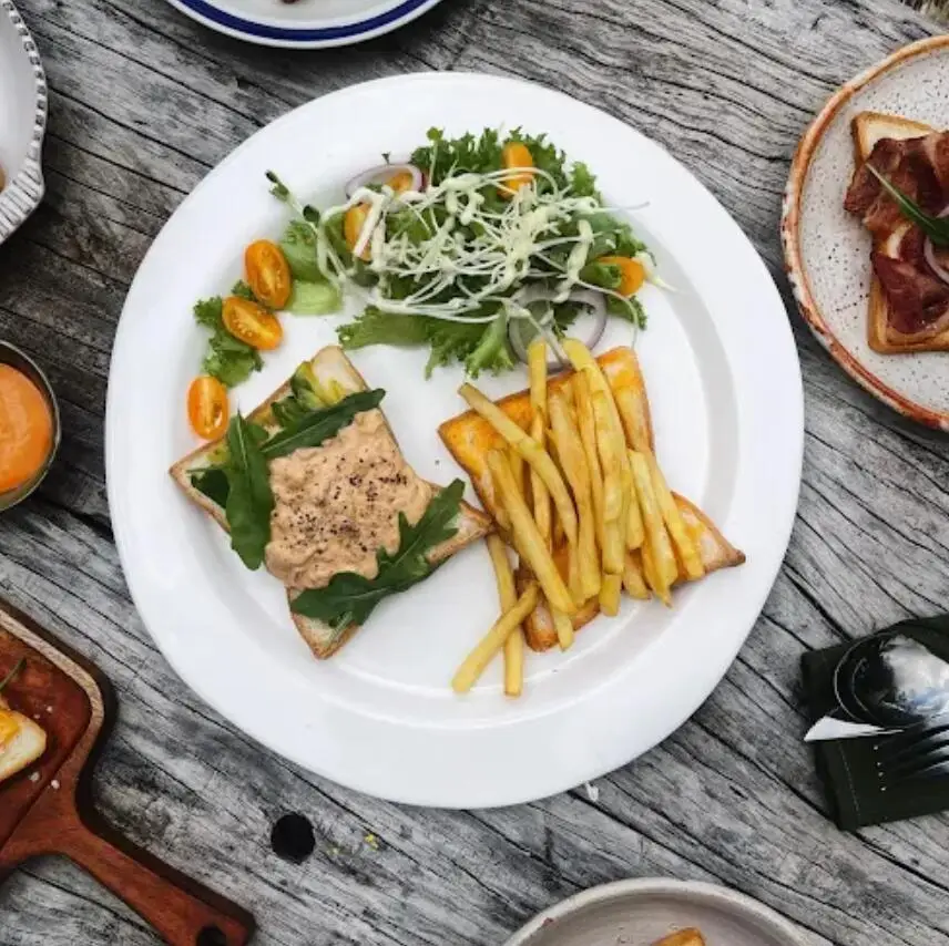 D'Lart Garden Drinking & Dining