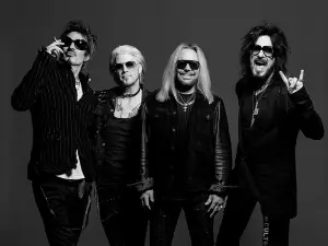 美國尤巴縣 · Mötley Crüe《The Return Of The Carnival Of Sins》巡演