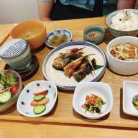 【美食】元朗木系Cafe 兒童飯團定食