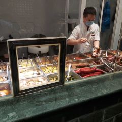 绿杨邨酒家直营店(顾戴路店) User Photo