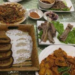 马克力木手抓炕锅烤羊肉(盐湖一小区店) User Photo