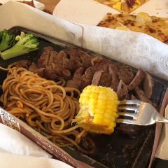 Tannzil Cuisine "A North Indian Delhi Meals" User Photo