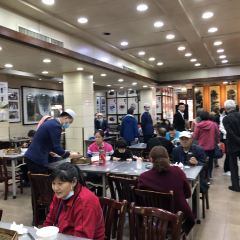 Xi an Jiasan Stuffed With Juicy Pork Baoziguan 여행 사진