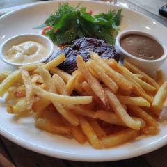 Denman Cellars Beer Cafe User Photo