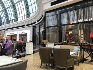 Emporio Armani Cafe