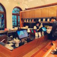 Columbia O: A magical bookstore 