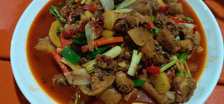 小妥醉美羊村特色大盘鸡拌面(库尔德宁店)