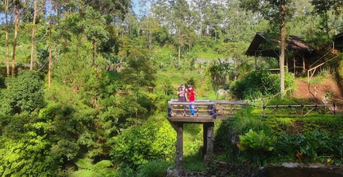 Curug Tilu Leuwi Opat