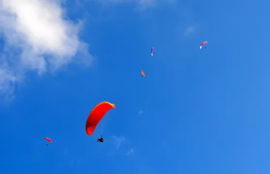 廣西雷山飛行露營基地滑翔傘飛行體驗票大小同價