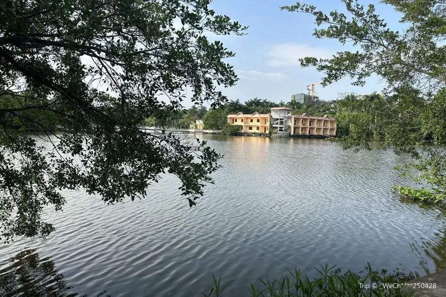 軍屯熱帶花果園