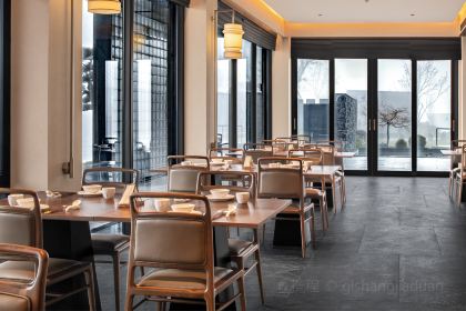 在云端度假酒店·餐厅