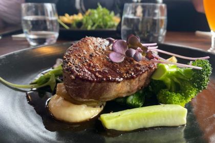 Fiddlesticks Restaurant & Bar