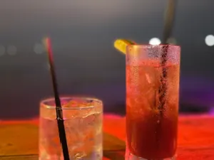 AND Beach Bar