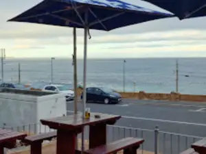 Dixies Restaurant & Bar