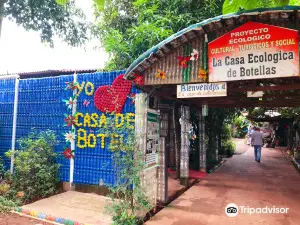 La Casa de Botellas